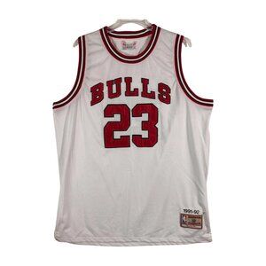 Vintage Michael Jordan Chicago BULLS #23 Mitchell and Ness STITCHED Jersey 3XL